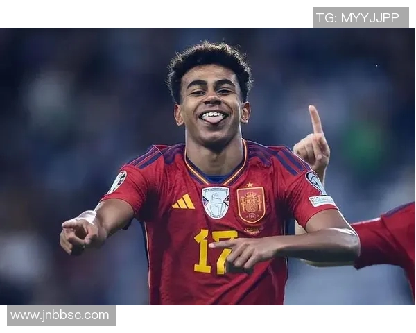 世界足球超级球星身高盘点揭秘巨星身材与赛场优势