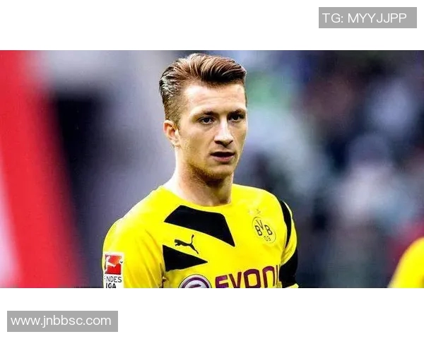 足球场上的颜值担当帅哥球星精彩瞬间合集不容错过