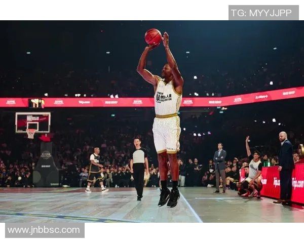 当NBA巨星遇上足球世界：跨界碰撞与运动激情的完美融合